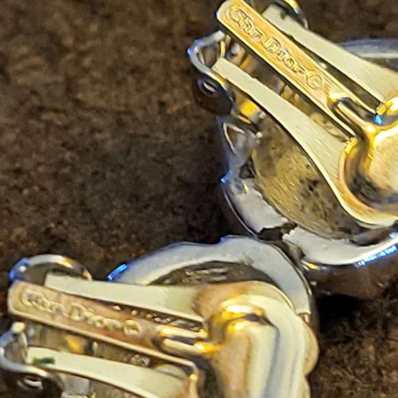Christian dior earrings - Picture 6 of 8